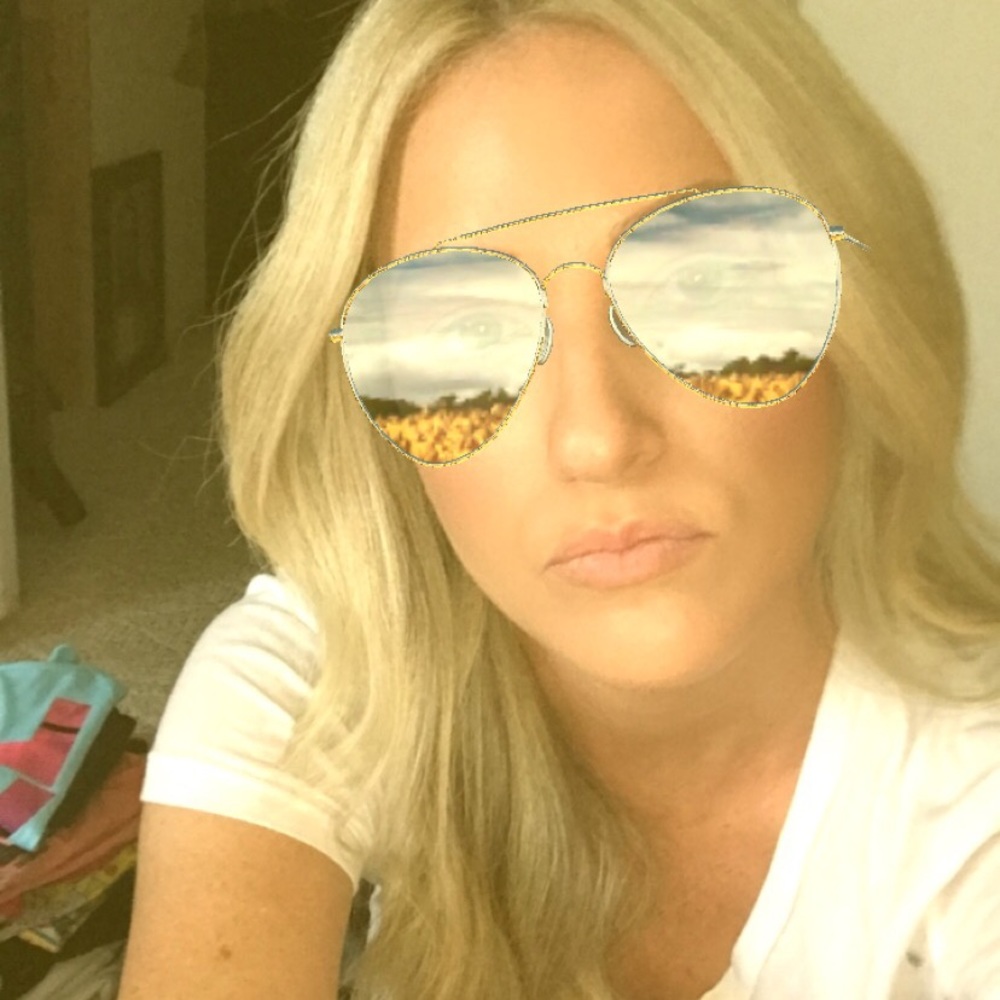 Meet your Posher, Lyndsay